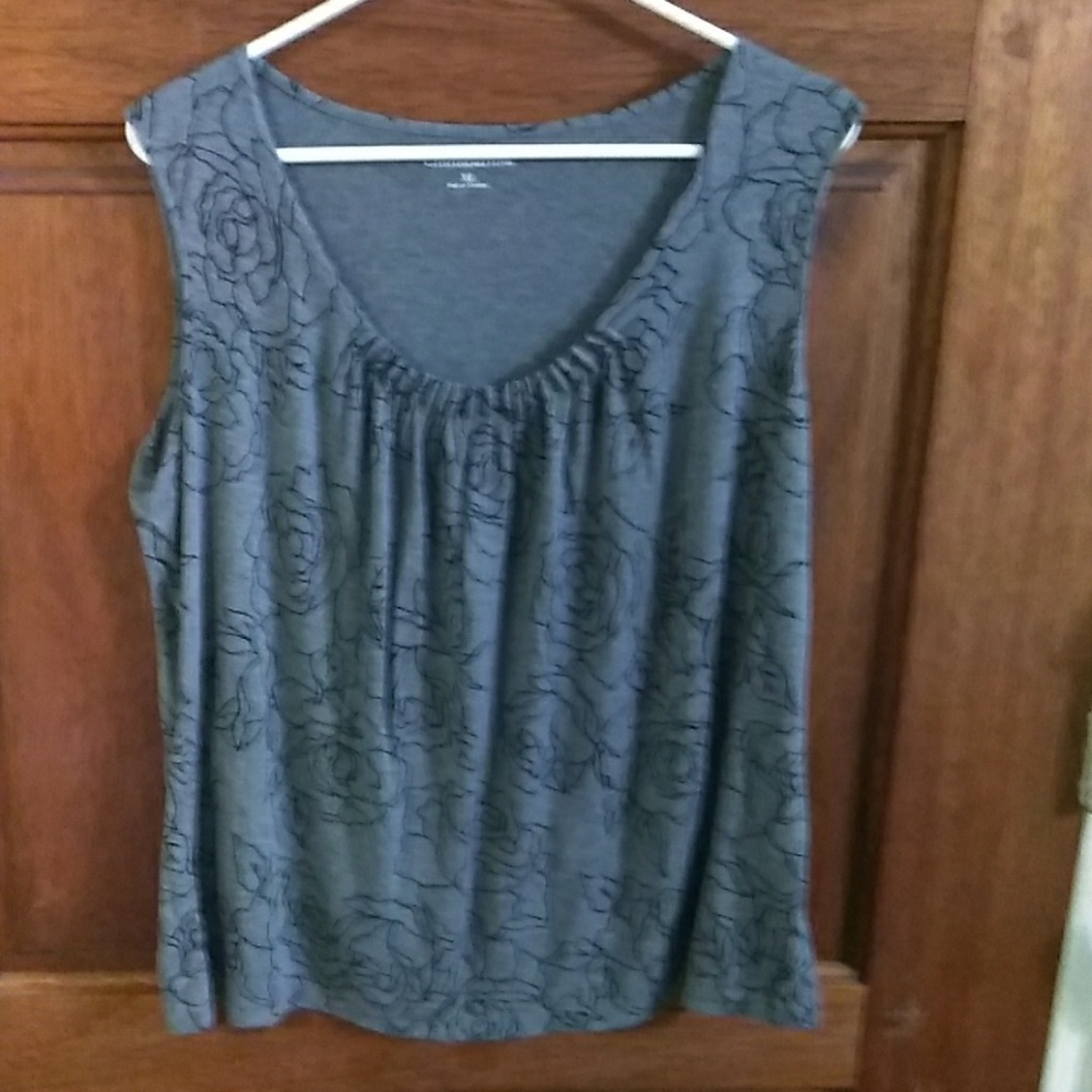 Sleeveless top.